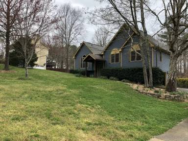 Main picture of 37 Saddle Field Cir NW