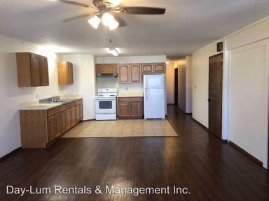 Main picture of 210 Ululani St