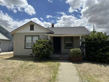 Main picture of 30 N 5th St