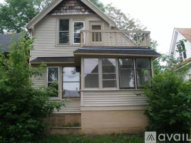 Main picture of 1106 E Clarke St