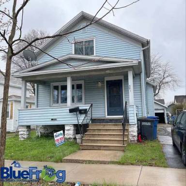 Main picture of 581 Boyd St