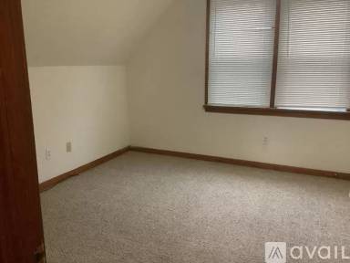 Main picture of 213 West Sunbury Rd