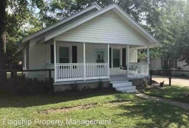 Main picture of 221 E Arlington Ave