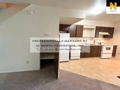 Main picture of 860 Parcel St