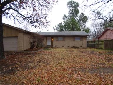 Main picture of 1709 S 1st Pl