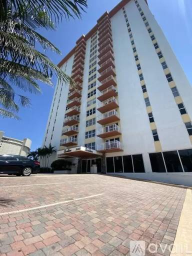 Main picture of Carlton Tower Condo