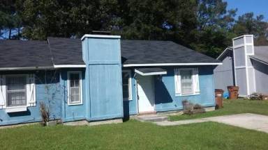 Main picture of 218 Cedar Creek Dr