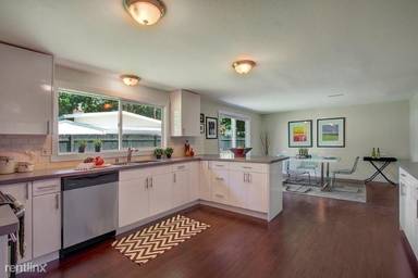 Main picture of 2058 150th Ave SE