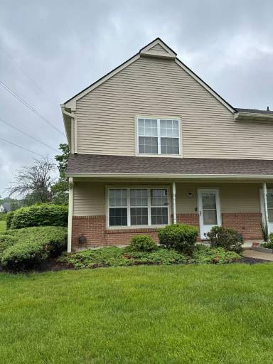 Main picture of 942 Thomas Ave