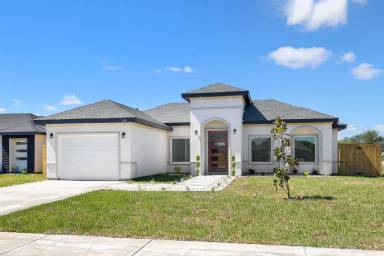 Main picture of 2410 San Pascual St