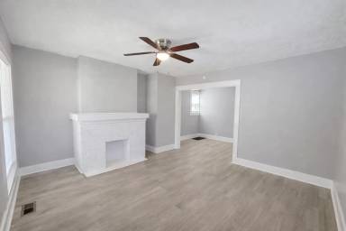 Main picture of 4206 W Market St