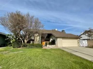 Main picture of 6552 Lee Ct