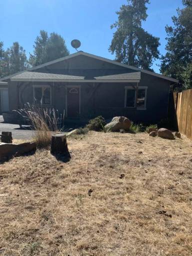 Main picture of 623 E Green Ridge Ave