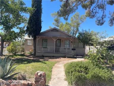 Main picture of 668 Avenue F