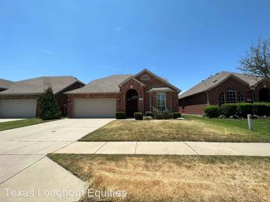 Main picture of 15829 Mirasol Dr