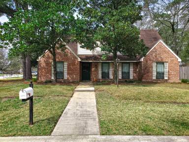 Main picture of 28903 Twisted Oak Dr