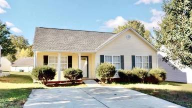 Main picture of 629 Kingville Dr
