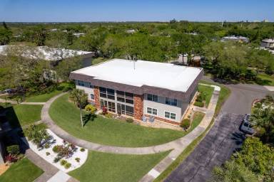 Main picture of 3800 Saxon Dr