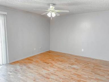 Main picture of 2131 74th St