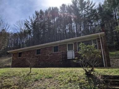 Main picture of 554 Love Hollow Rd