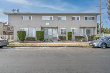 Main picture of 3206 W 60th St