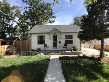 Main picture of 2574 Kendall St
