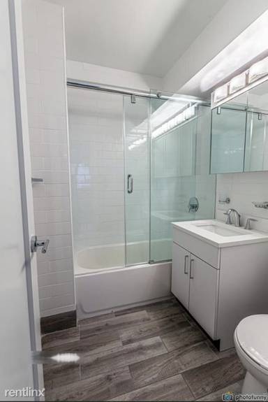 Main picture of 400 E 89th St Apartments