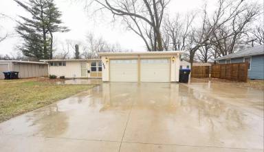 Main picture of 1629 SW 24th St