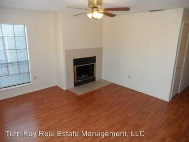 Main picture of 8129 Foxfire Ln