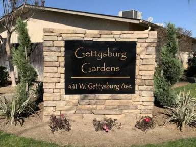 Main picture of 441 W Gettysburg Ave