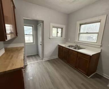 Main picture of 13908 Glenside Rd