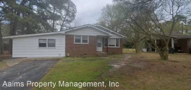 Main picture of 1855 Strathmore Ave