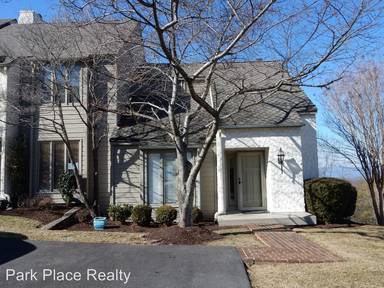 Main picture of 4966 Hunting Hills Cir