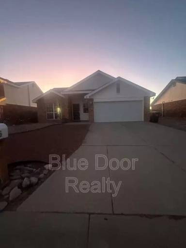 Main picture of 5 Apache Plume Rd