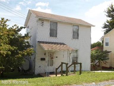 Main picture of 2336 Aragon St