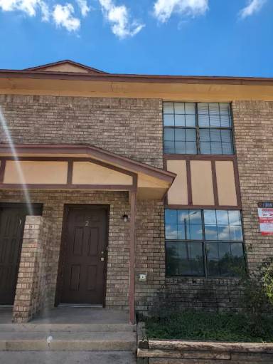 Main picture of 1304 Brown Dr
