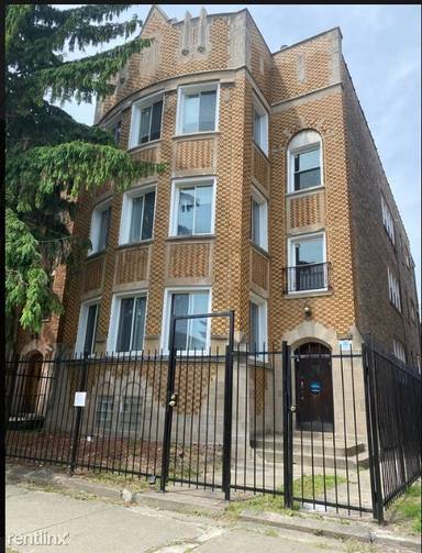 Main picture of 9124 S Justine St