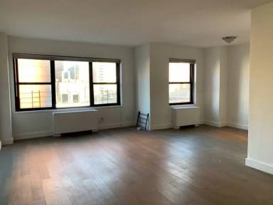 Main picture of 132 E 35th St