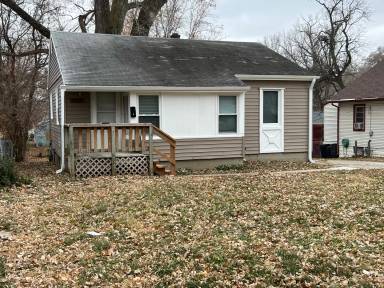 Main picture of 3717 Laurel Ave