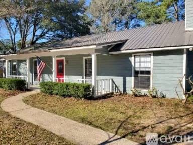 Main picture of 107 Palisade Cir