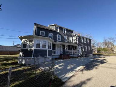 Main picture of 319 Admiral St