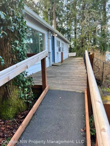 Main picture of 6235 Point Glover Ln E