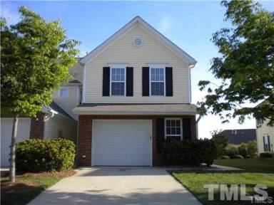 Main picture of 2626 Vega Ct