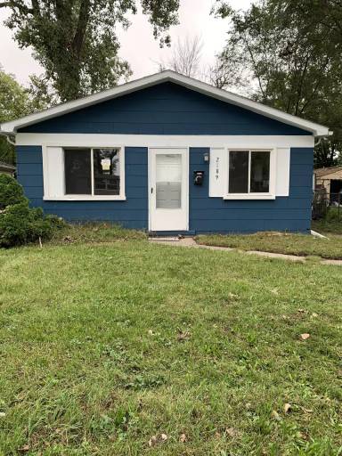 Main picture of 2189 Jarvis Ave