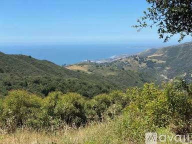 Main picture of 3233 Tuna Canyon Rd