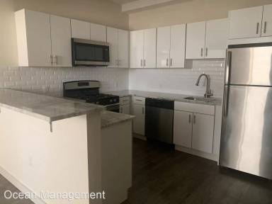 Main picture of 1435 State St