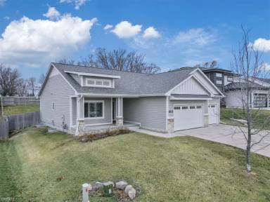 Main picture of 610 Daybreak Dr