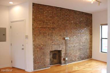 Main picture of 1210 W Foster Ave