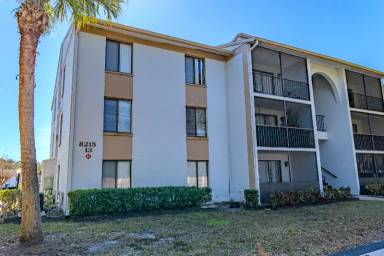Main picture of 8215 Sun Spring Cir
