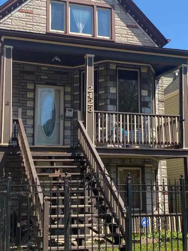 Main picture of 2423 N Lawndale Ave